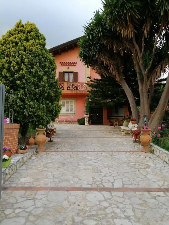 פאטי Casa Vacanze Ileana דירה